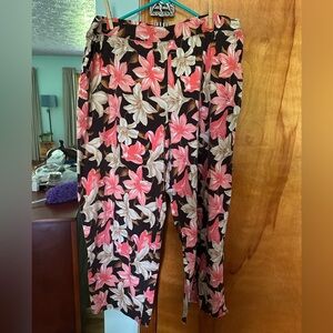 Denim & Co Beach size 1X floral pants 🏝️